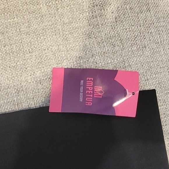 High Waisted Shaper Short. Size small. NWT. - Picture 4 of 5